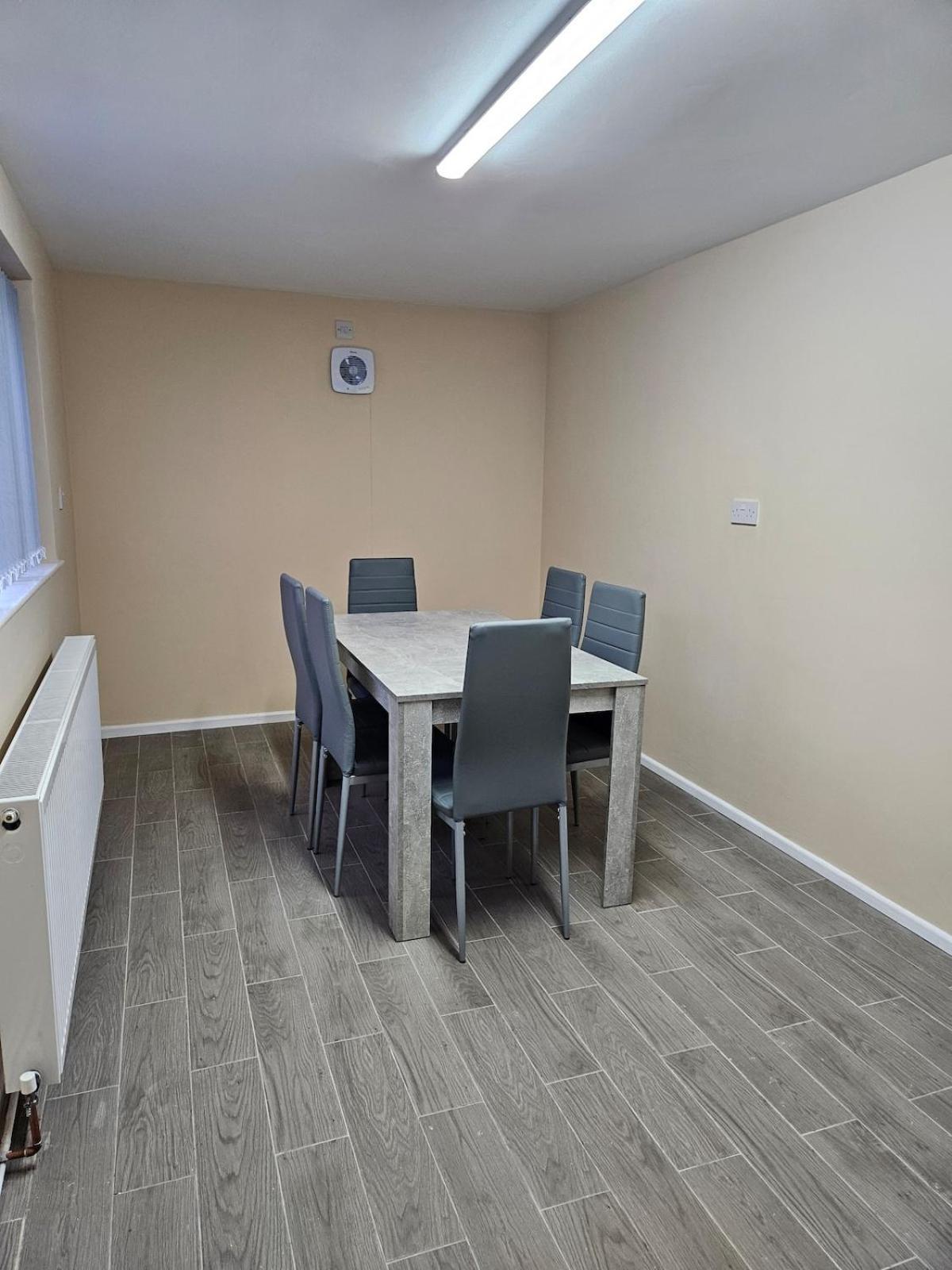 Clover Crest - 2-bedroom House
